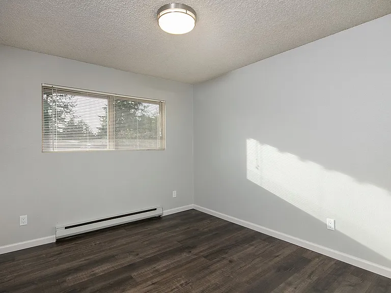 10295 NE 189th St — Photo 12