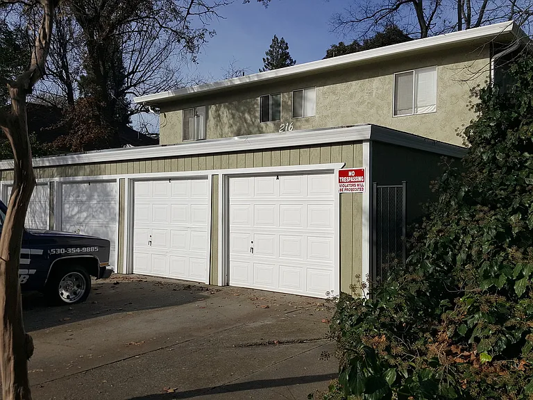0753 - 216 W Sac — Photo 1