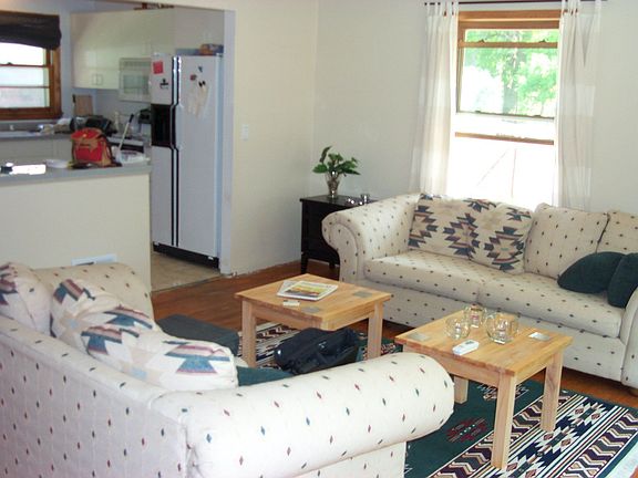 View towards kitchen