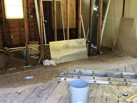 2nd image of 5125 Yecker Ave