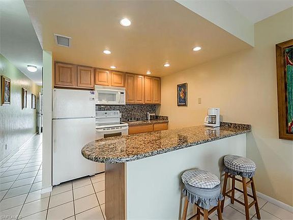5th image of 260 Southbay Dr APT 206