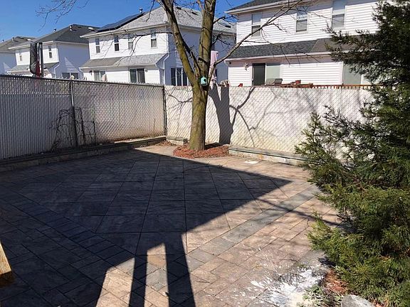 2nd image of 731 Correll Ave #1