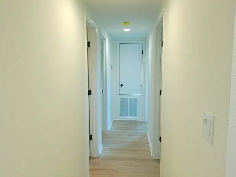 306 Allison Dr — Photo 4