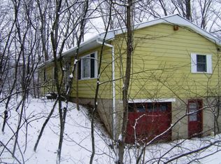 2175 Green Mountain Dr, East Stroudsburg, PA 18301