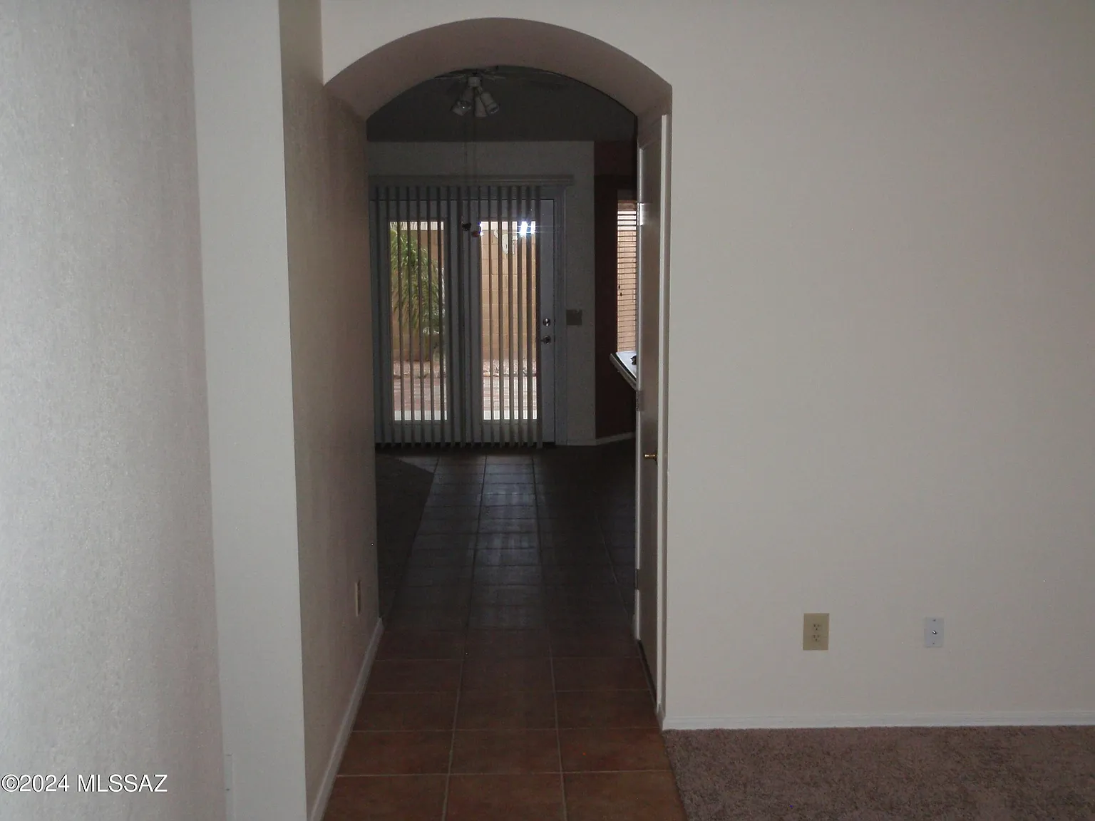 2 bed, 1.5 bath, 1810 sqft, $2,400 — Photo 4