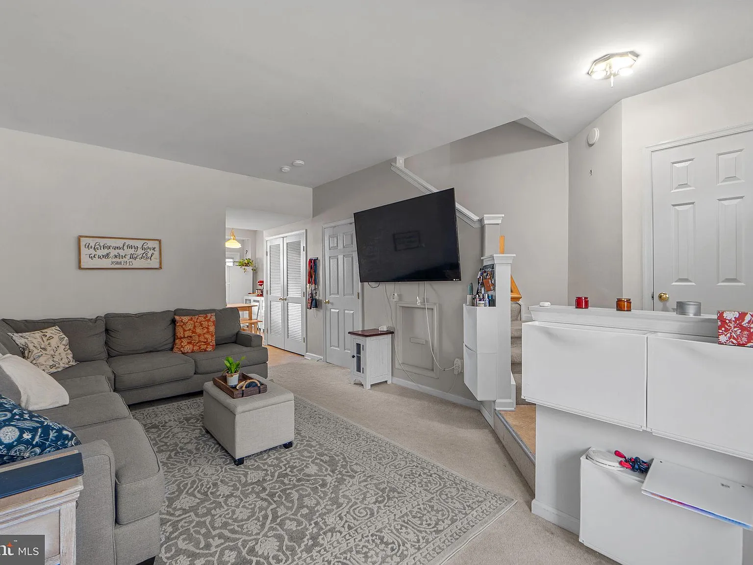 3 bed, 2.5 bath, 1660 sqft, $2,795 — Photo 3