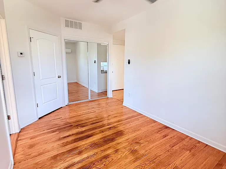 5121 W Agatite Ave #2E — Photo 5