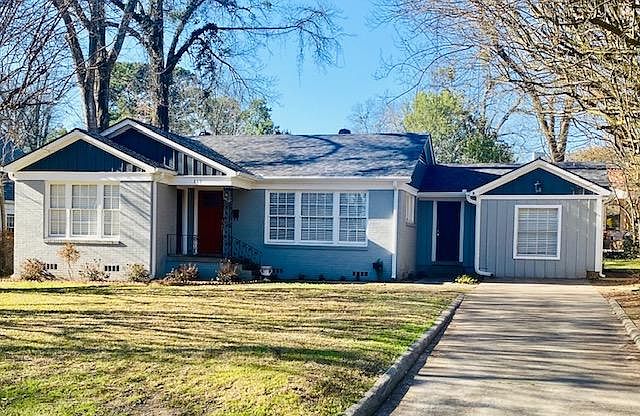 1st image of 817 Charlotte Dr