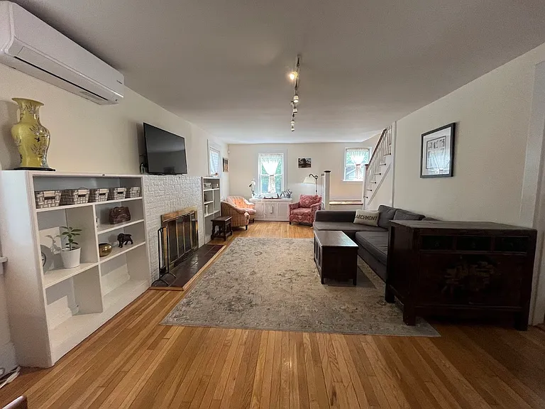 Living Room2