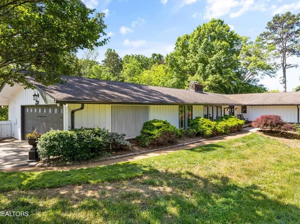 9912 Westland Dr, Knoxville, TN 37922