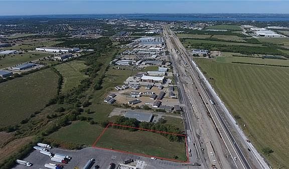 4th image of I30 N Service Rd