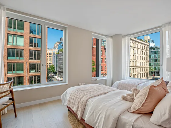 450 Washington Street 316 image 7 of 8