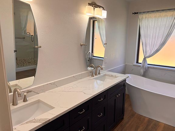 Gorgeous primary bathroom remodel!