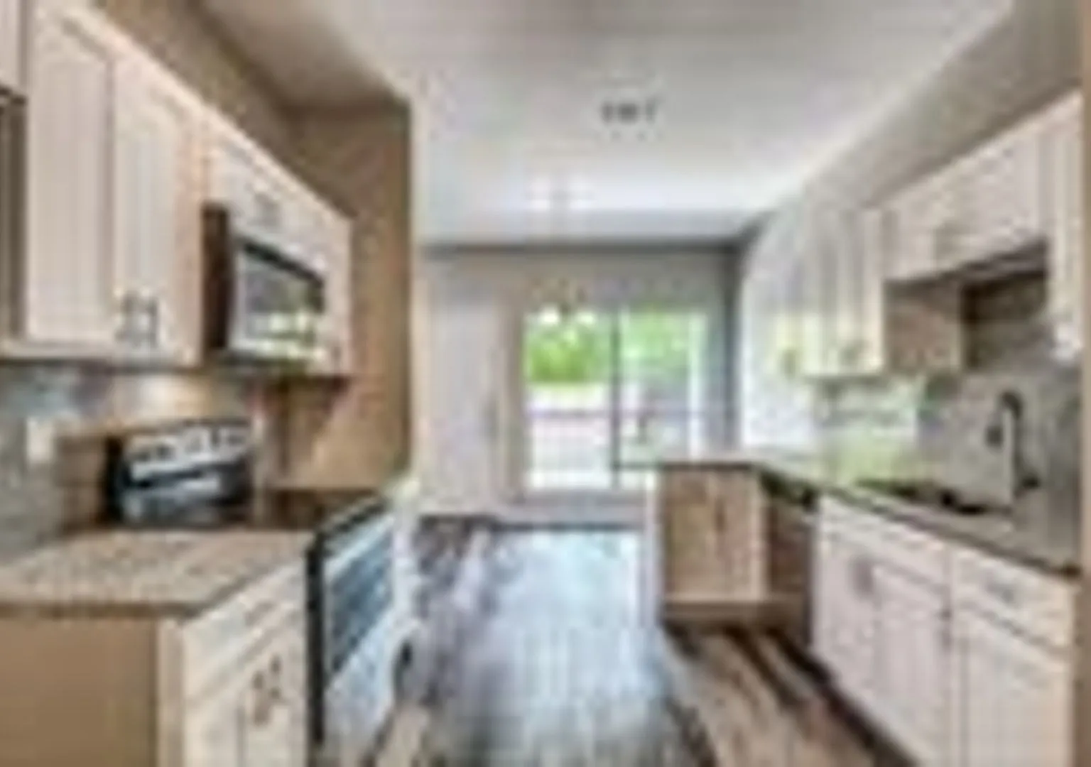 3258 Wexford Dr — Photo 1