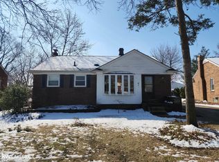 3649 Rockingham Rd, Royal Oak, MI 48073