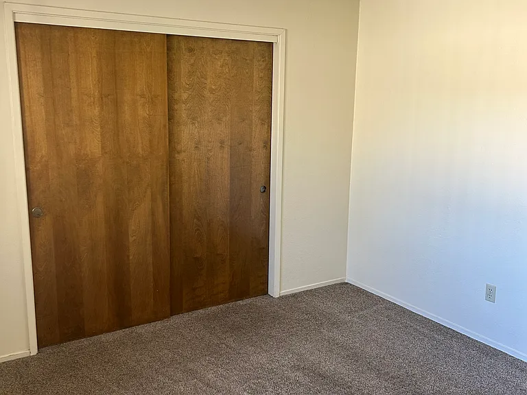 1627 Front St #3 — Photo 7
