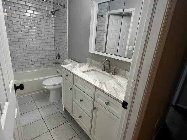 500 Goldthread Ct, Jackson, NJ 08527