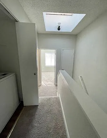 Cambridge Court Townhomes — Photo 14