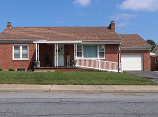 56 Robert Rd, Ephrata, PA 17522
