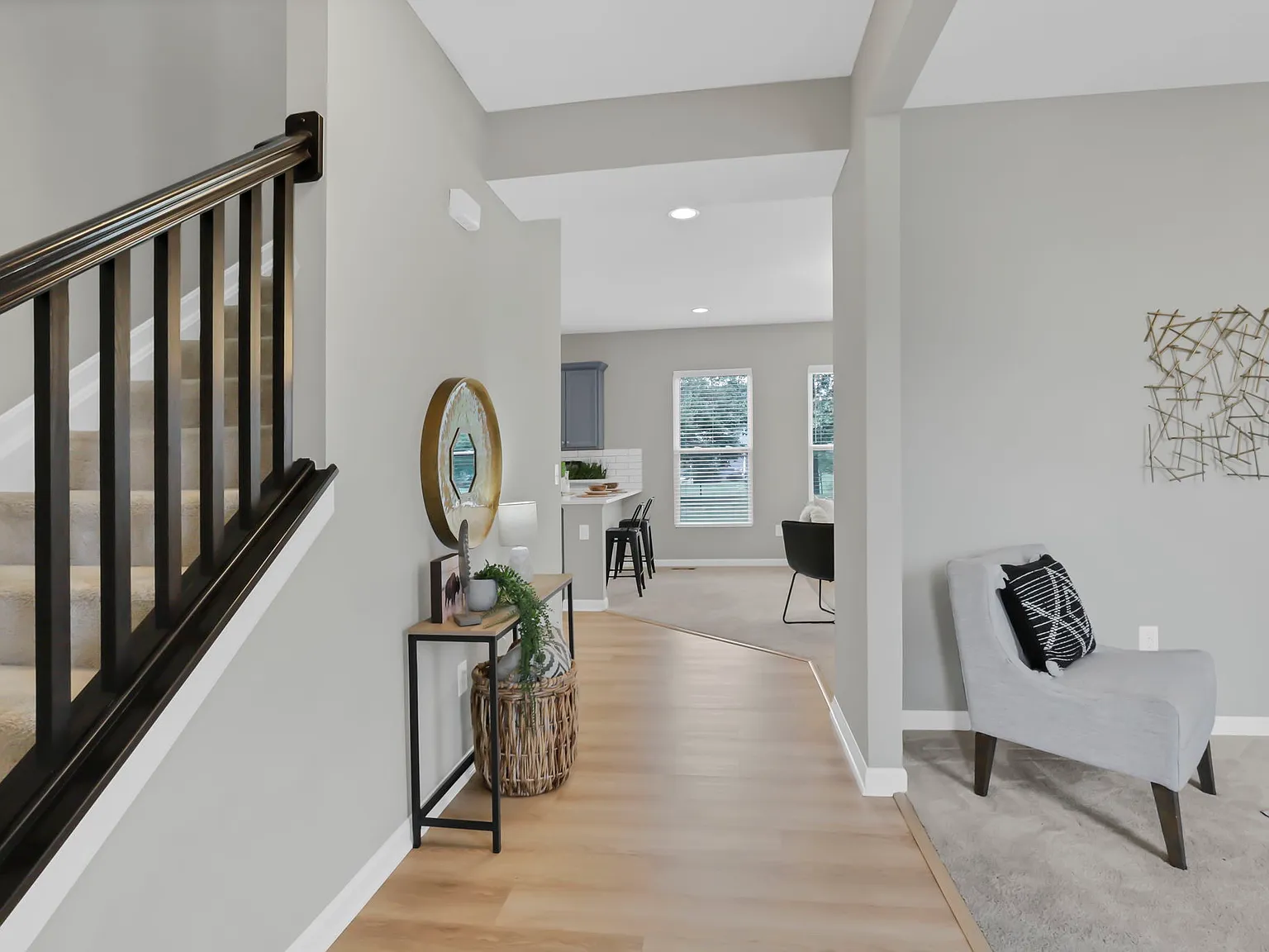 3 bed, 2100 sqft, $2,900 — Photo 2