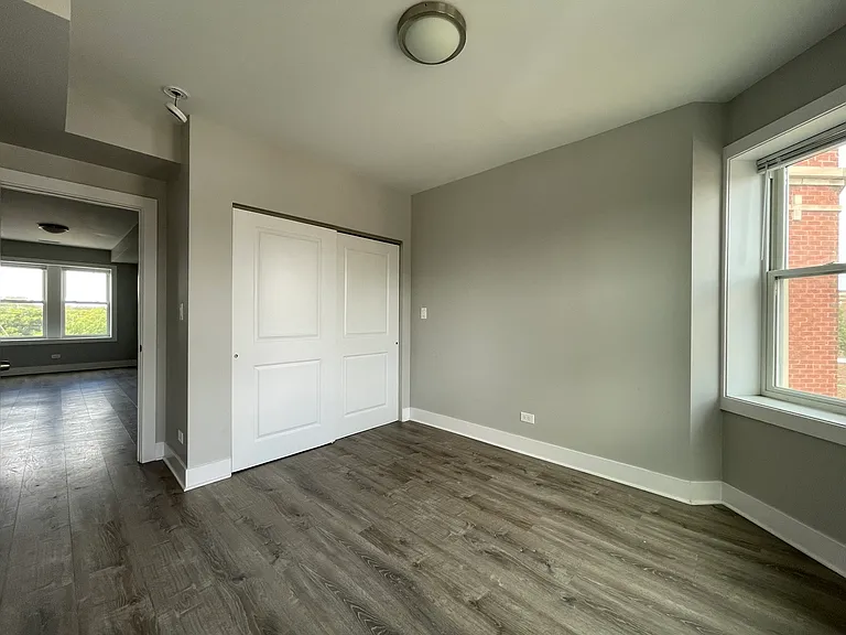722 N Austin Blvd #1E — Photo 10