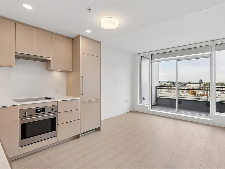 13675 107a Ave #1001 — Photo 21