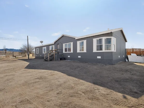 50 Calle Medio, Los Lunas, NM 87031