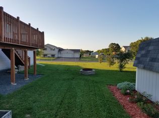 37787 Hawthorne Ave, North Branch, MN 55056