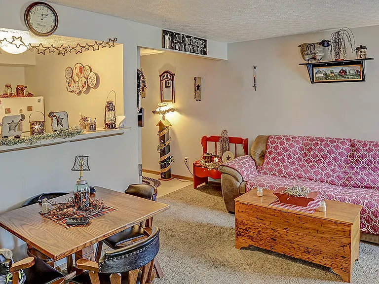 Glennview Apartments — Photo 20