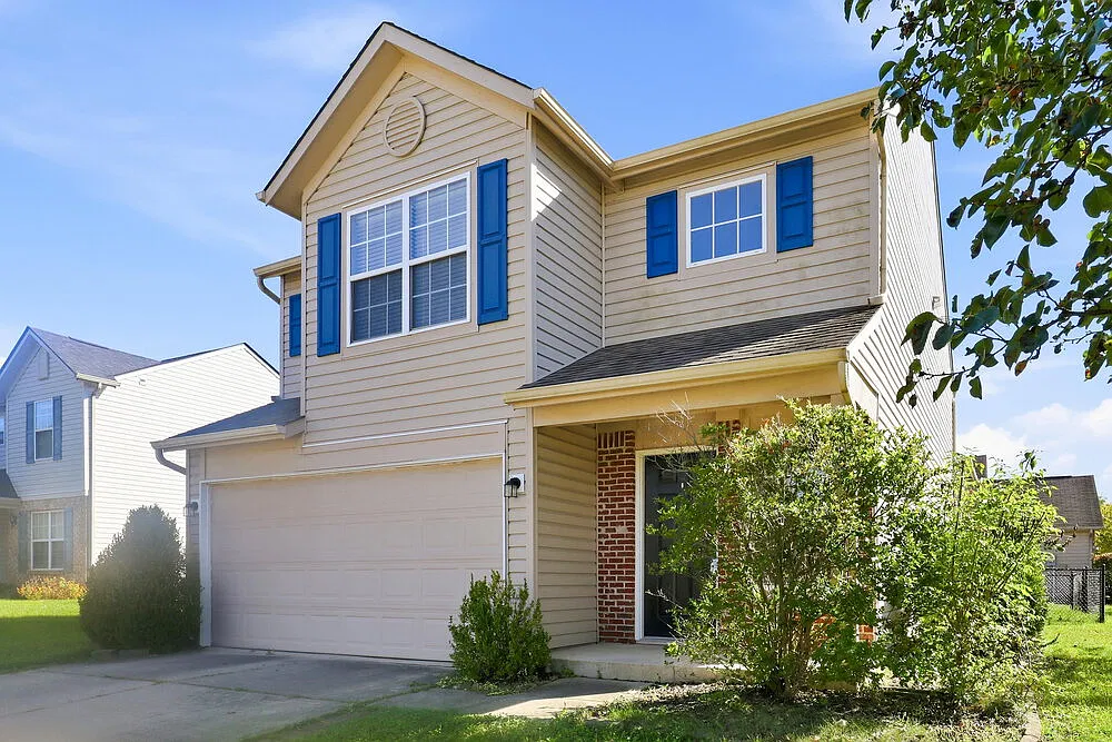 3 bed, 2.5 bath, 1830 sqft, $1,915 — Photo 4