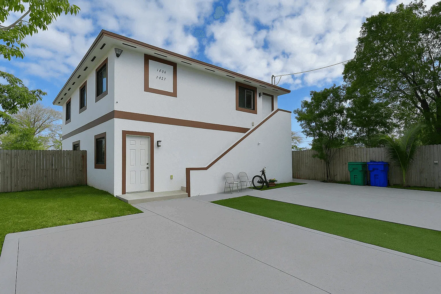 3 bed, 2.0 bath, 1600 sqft, $3,100 — Photo 1