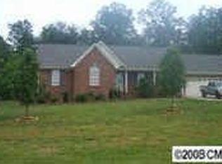 1200 Sedgewood Ln, Lincolnton, NC 28092