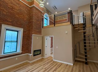 134 Main St #301-304, Winthrop, ME 04364