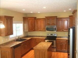 1818 William Simmons Rd, Bowling Green, KY 42101