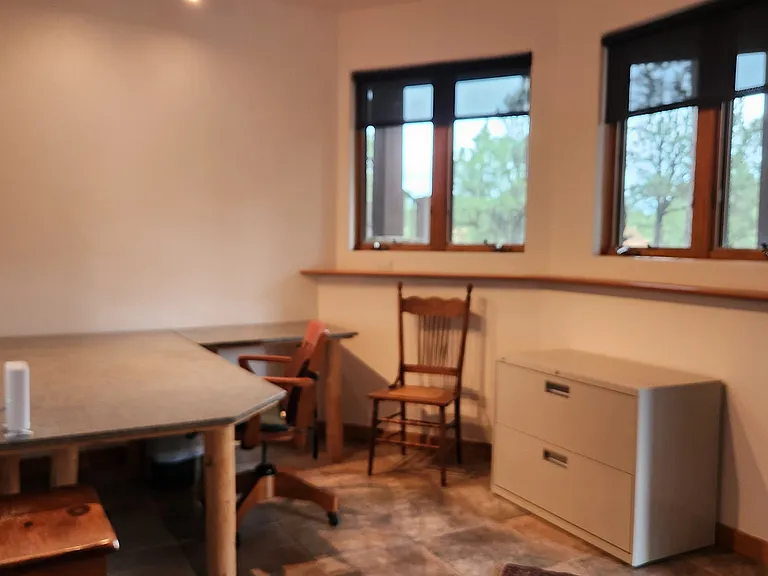 Office area off of bedroom