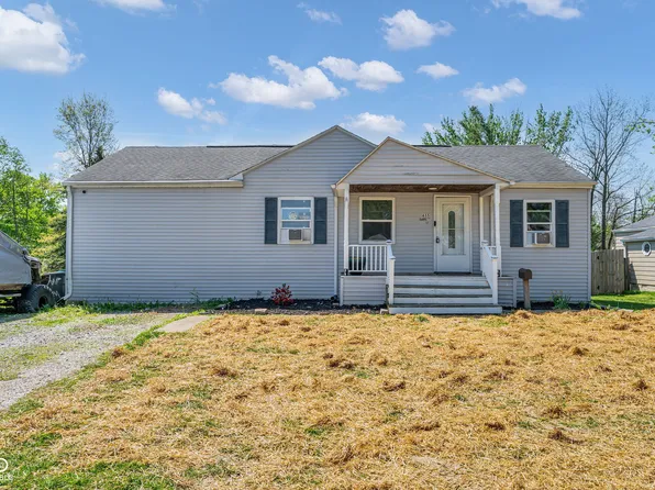 655 Barrett St, Danville, IN 46122