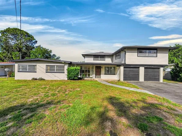 710 Twin Oaks Ln, Eustis, FL 32726