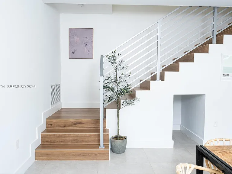 3524 SW 25th Ter — Photo 18