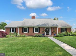 308 Grant Dr, Hanover, PA 17331
