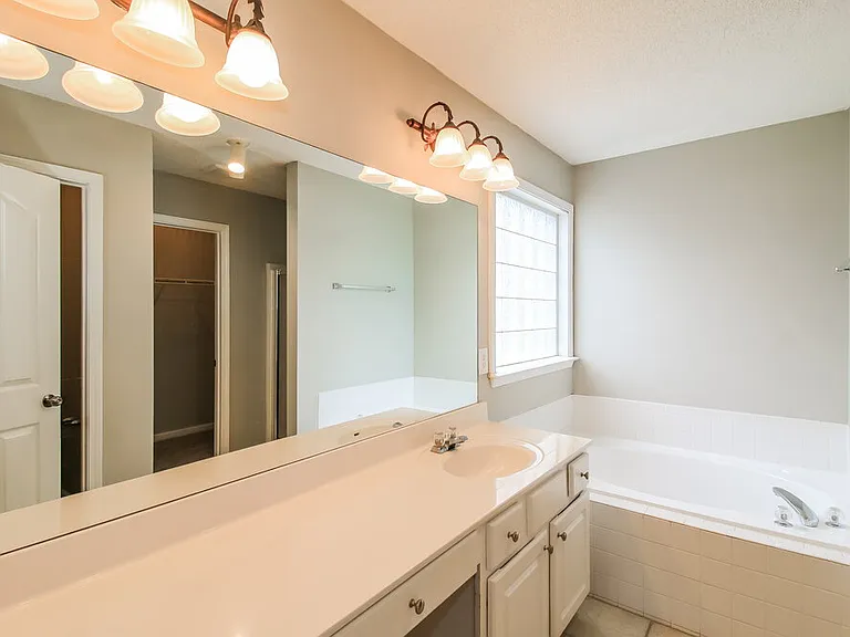 479 Haven Ridge Dr — Photo 12