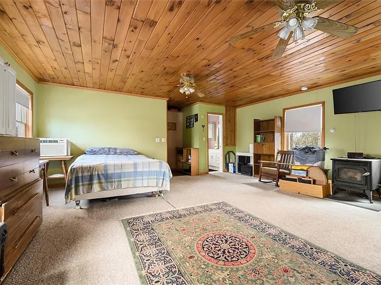 6126 Lowell Rd — Photo 12