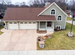 5933 S 18th St, Milwaukee, WI 53221