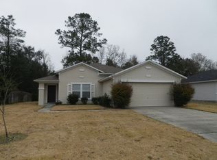 86394 Cartesian Pointe Dr, Yulee, FL 32097