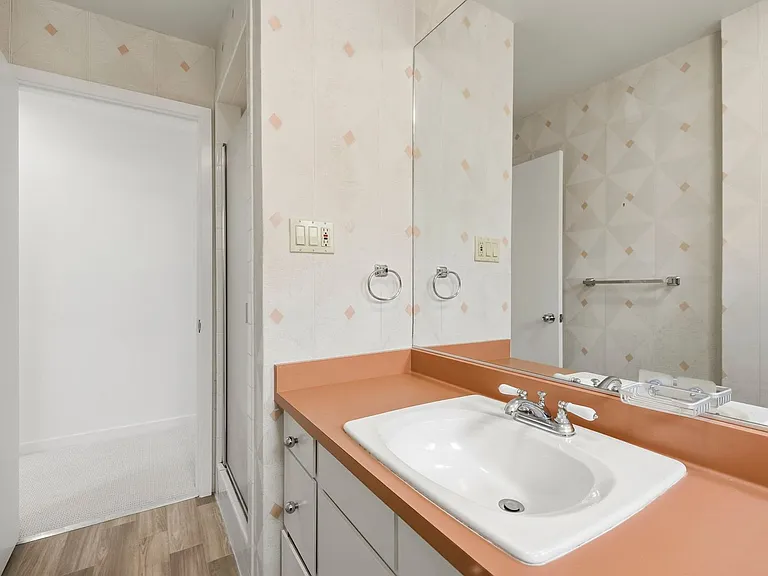 45 Graystone Ter — Photo 44