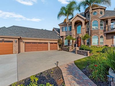 2270 Summit Dr, Escondido, CA, 92025