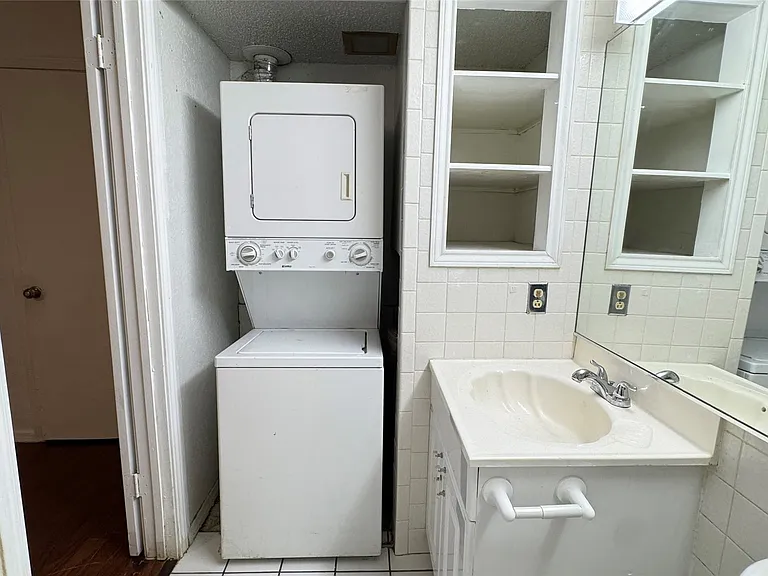 9811 Walnut St #F207 — Photo 10
