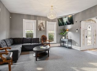 1125 E New York St #4, Aurora, IL 60505