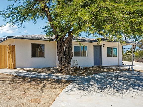 3rd image of 49272 Hibiscus Dr