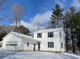 135 Country Hl, Brattleboro, VT 05301