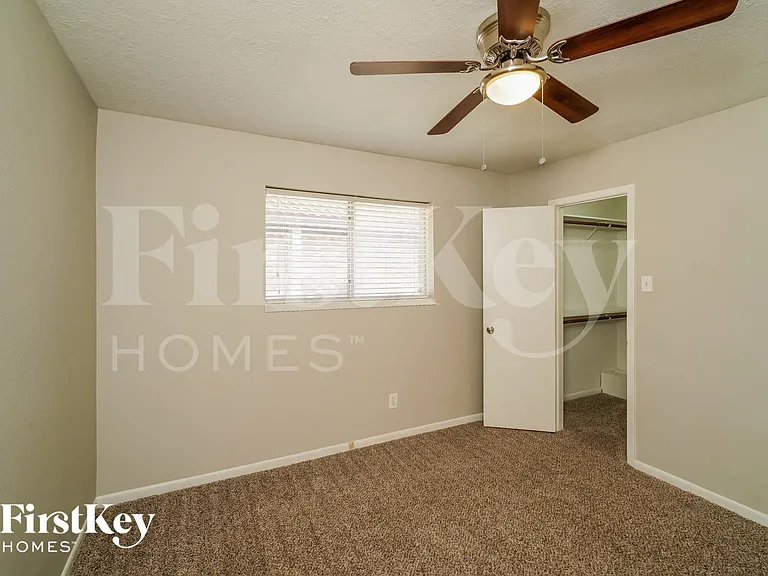 4611 White Cloud Ln — Photo 9
